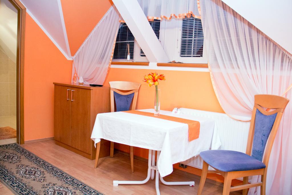 Guesthouse Jug Blato Bagian luar foto