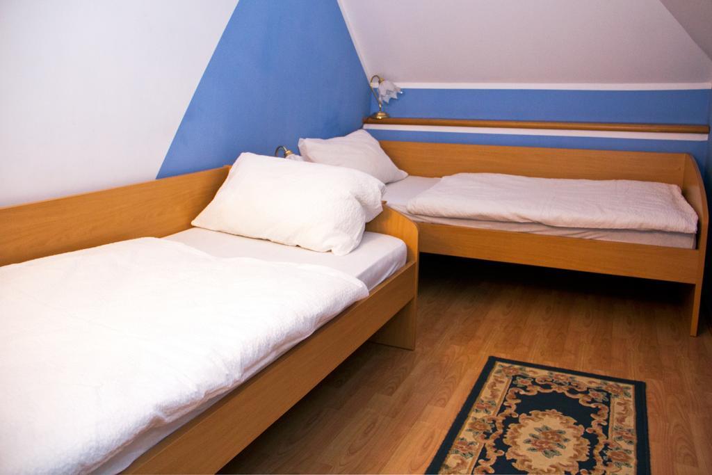 Guesthouse Jug Blato Bagian luar foto